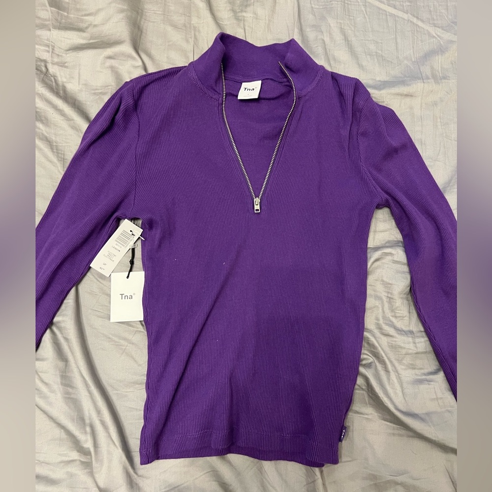 BRAND NEW ARITZIA TNA 1/4 ZIP LONG SLEEVE